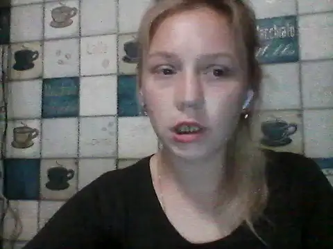 Snapshot of Anna_wey chatting on June 11, 2026, 7:22 pm Anna wey online show from June 11, 2026, 7:22 pm