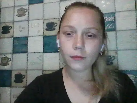 Snapshot of Anna_wey chatting on June 7, 2026, 7:08 pm Anna wey online show from June 7, 2026, 7:08 pm
