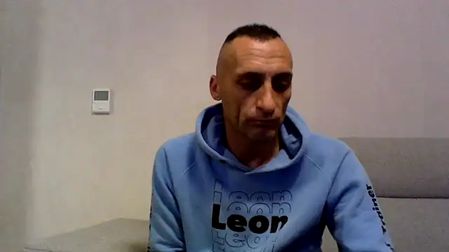 ANGELSANTAMARIA- online show from October 10, 2025, 12:00 am