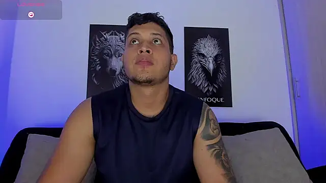 Snapshot of JohanSmith chatting on November 12, 2025, 11:08 pm JohanSmith online show from November 12, 2025, 11:08 pm