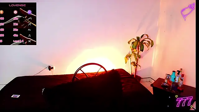 Snapshot of 7_Saturno_7 chatting on July 17, 2026, 2:58 pm 7 Saturno 7 online show from July 17, 2026, 2:58 pm