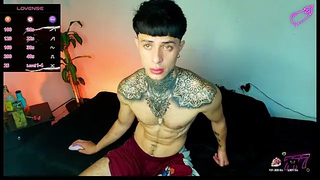 Snapshot of 7_Saturno_7 chatting on July 12, 2026, 4:30 pm 7 Saturno 7 online show from July 12, 2026, 4:30 pm