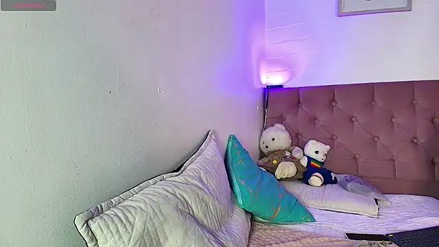 PepperTwink online show from October 31, 2025, 5:31 pm