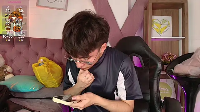 PepperTwink online show from November 21, 2025, 5:34 pm