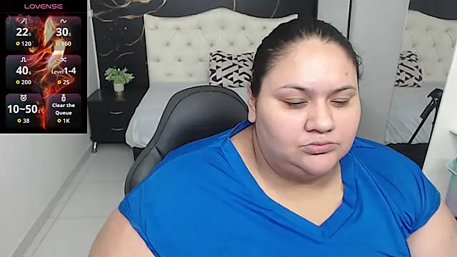 Snapshot of Aaliyah11 chatting on October 14, 2025, 1:28 am Aaliyah11 online show from October 14, 2025, 1:28 am