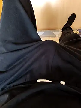 Snapshot of jonymoreno chatting on December 2, 2025, 10:50 am jonymoreno online show from December 2, 2025, 10:50 am