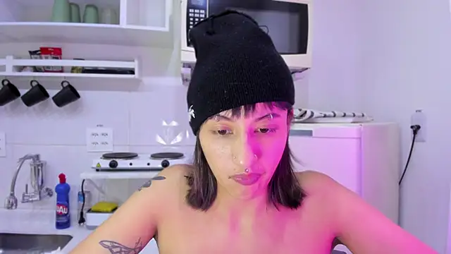 Snapshot of ggor4w33 chatting on October 31, 2025, 12:51 am ggor4w33 online show from October 31, 2025, 12:51 am