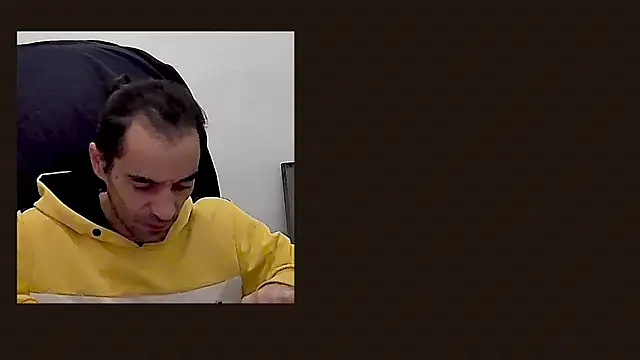 Snapshot of ReyDeBotones chatting on March 20, 2026, 12:11 am ReyDeBotones online show from March 20, 2026, 12:11 am