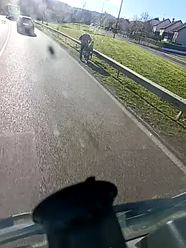 Snapshot of Dam70 chatting on November 7, 2025, 9:25 am Dam70 online show from November 7, 2025, 9:25 am