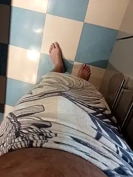 Snapshot of Dam70 chatting on November 30, 2025, 9:54 am Dam70 online show from November 30, 2025, 9:54 am