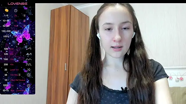 Cute  Nana online show from January 14, 2026, 12:42 pm