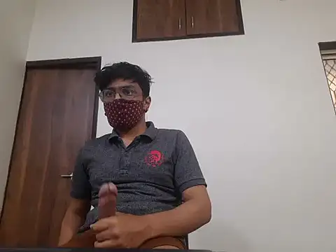 Snapshot of kk77102 chatting on February 25, 2025, 10:04 am kk77102 online show from February 25, 2025, 10:04 am