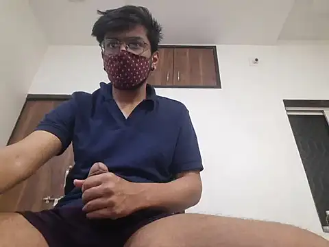 Snapshot of kk77102 chatting on March 18, 2025, 6:17 pm kk77102 online show from March 18, 2025, 6:17 pm