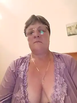 ElzaJewel online show from June 22, 2026, 9:23 pm