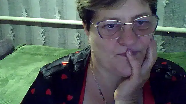 ElzaJewel online show from October 8, 2025, 7:32 am