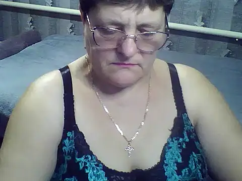 ElzaJewel online show from December 19, 2025, 8:22 pm