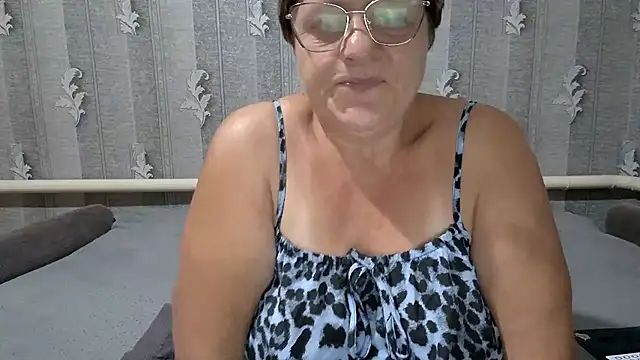 ElzaJewel online show from July 19, 2026, 11:40 am