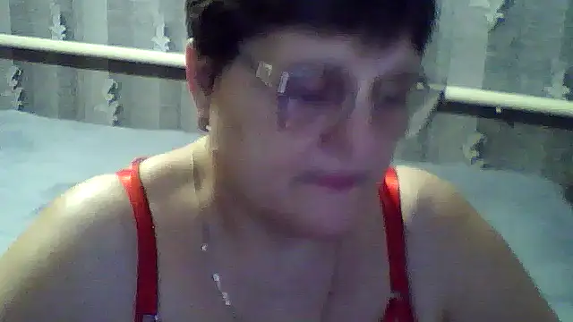 Snapshot of ElzaJewel chatting on February 20, 2026, 8:16 am ElzaJewel online show from February 20, 2026, 8:16 am