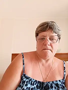 ElzaJewel online show from June 27, 2026, 9:26 am