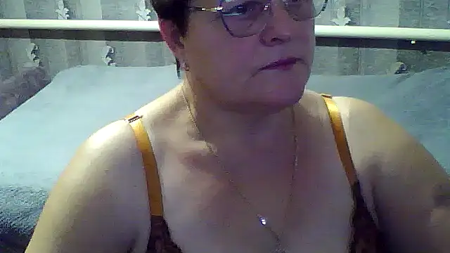 ElzaJewel online show from November 8, 2025, 5:27 pm