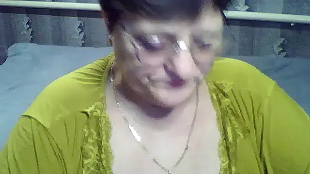Snapshot of ElzaJewel chatting on February 27, 2026, 9:14 pm ElzaJewel online show from February 27, 2026, 9:14 pm