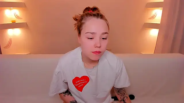 YourMegan online show from November 29, 2025, 6:19 pm