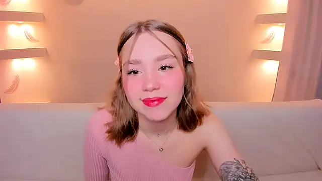 YourMegan online show from December 1, 2025, 6:42 pm