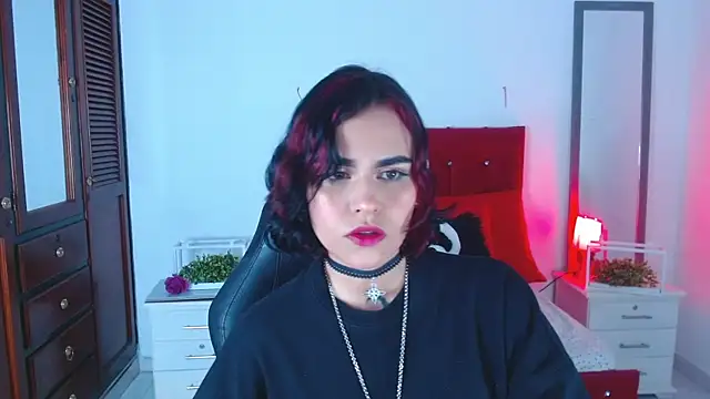 veronica luar online show from December 3, 2025, 4:24 am