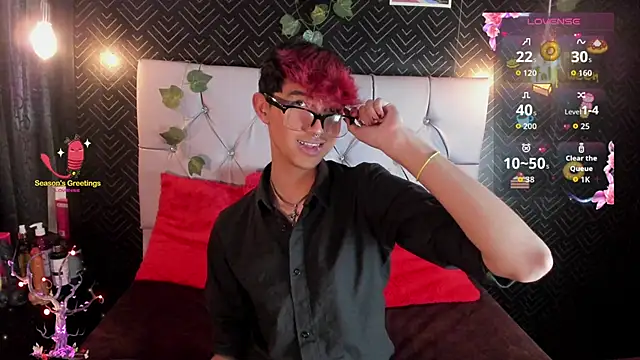 Snapshot of Allen_Starck chatting on October 8, 2025, 8:53 pm Allen Starck online show from October 8, 2025, 8:53 pm