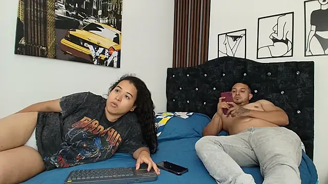 Snapshot of ema_abby chatting on November 10, 2025, 8:36 pm ema abby online show from November 10, 2025, 8:36 pm