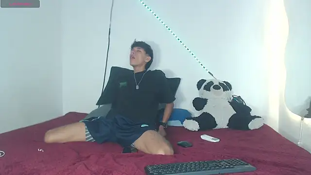 Snapshot of the_murderer chatting on March 13, 2025, 6:05 am the murderer online show from March 13, 2025, 6:05 am