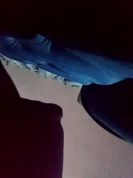 Snapshot of Elgroney23 chatting on November 30, 2025, 11:27 pm Elgroney23 online show from November 30, 2025, 11:27 pm