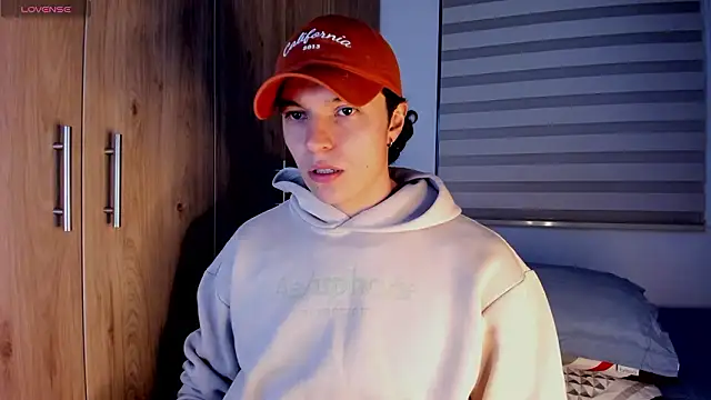 Mastrangelo xxx online show from March 19, 2026, 2:44 am