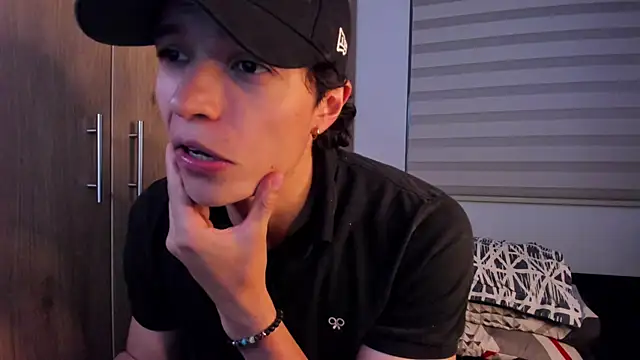 Mastrangelo xxx online show from October 23, 2025, 3:05 am