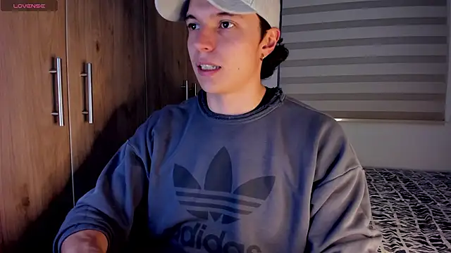 Mastrangelo xxx online show from March 17, 2026, 3:53 am