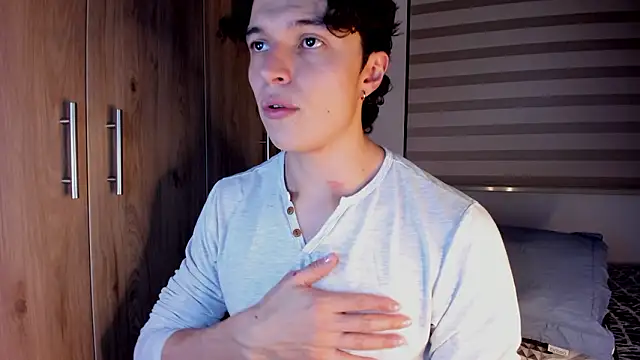 Mastrangelo xxx online show from March 13, 2026, 3:55 am