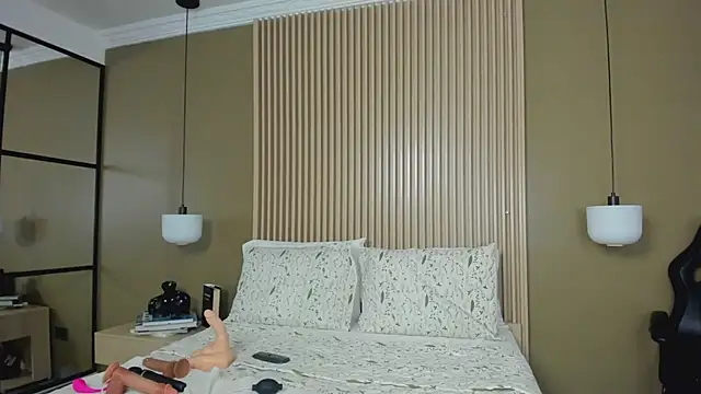 Snapshot of JessyCream chatting on February 20, 2026, 2:41 am JessyCream online show from February 20, 2026, 2:41 am