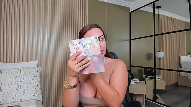 Snapshot of JessyCream chatting on February 21, 2026, 5:59 pm JessyCream online show from February 21, 2026, 5:59 pm