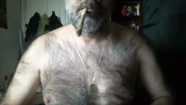 Snapshot of arka6 chatting on April 13, 2026, 2:43 pm arka6 online show from April 13, 2026, 2:43 pm