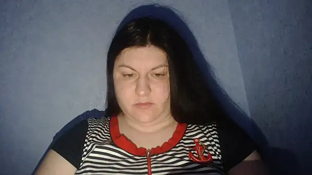 KiraSwee online show from January 17, 2026, 2:31 pm