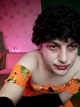 Gizli Gozel online show from March 27, 2026, 5:14 pm