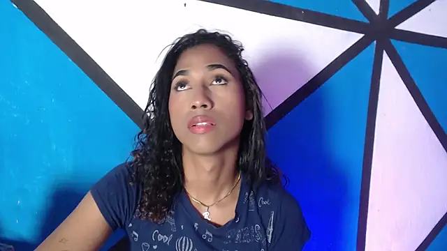 Alissemasiel online show from October 12, 2025, 12:12 am