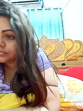 Snapshot of blue-berry07 chatting on May 6, 2026, 11:14 am blue-berry07 online show from May 6, 2026, 11:14 am