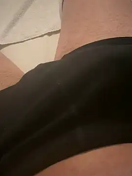 sark0606 online show from March 13, 2025, 7:06 pm