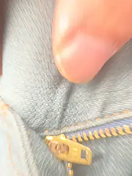 sark0606 online show from February 4, 2025, 11:05 am