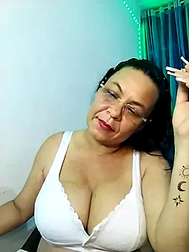 thefuckingowneroftits online show from February 27, 2025, 8:35 am