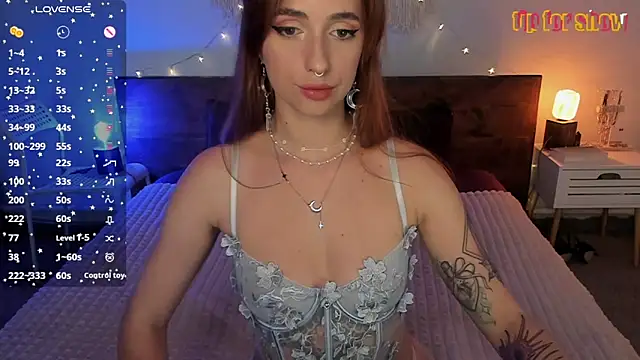 Snapshot of Maria_Moonlight chatting on April 30, 2026, 2:02 pm Maria Moonlight online show from April 30, 2026, 2:02 pm