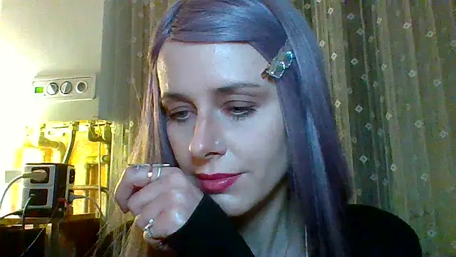 LuminousLady online show from February 26, 2025, 10:36 pm