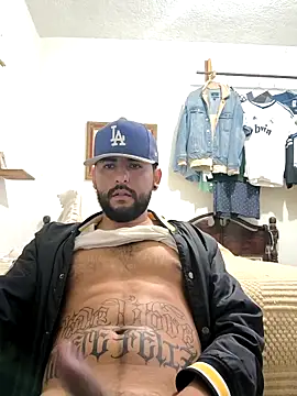 Snapshot of dickman10 chatting on December 5, 2025, 4:33 am dickman10 online show from December 5, 2025, 4:33 am