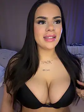 Snapshot of mrsbellanova chatting on November 20, 2025, 10:42 pm mrsbellanova online show from November 20, 2025, 10:42 pm